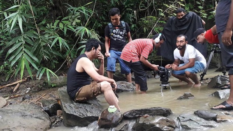 মৃত্যুর মুখ থেকে ফিরে এলেন চিত্রনায়ক ইমন...