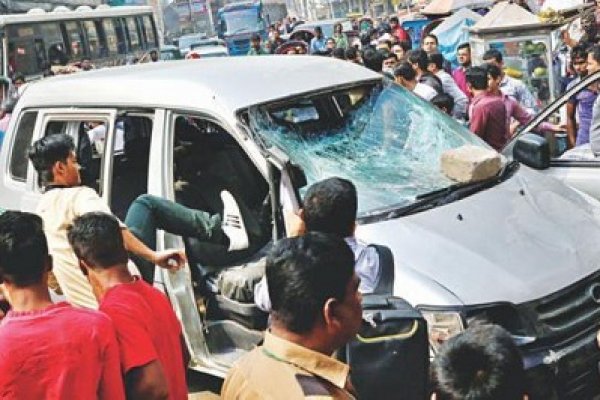 মগবাজারে অপহরণ চেষ্টা, যেভাবে রুখে দিলো সাহসী জনতা