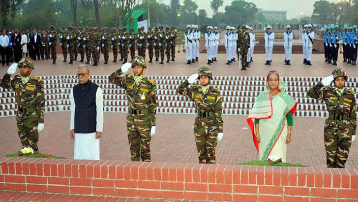 জাতীয় স্মৃতিসৌধে শহীদদের প্রতি রাষ্ট্রপতি ও প্রধানমন্ত্রীর শ্রদ্ধা