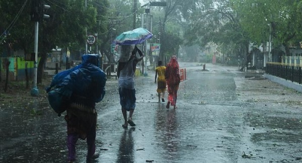 আজ বৃষ্টি নিয়ে আবহাওয়া অফিসের পূর্বাভাস