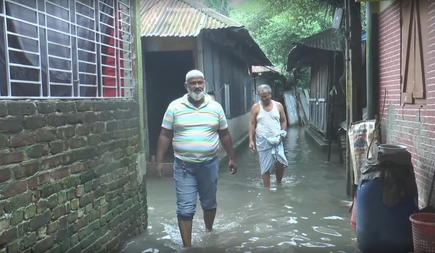 বন্যার কবলে নোয়াখালী, লাখ লাখ মানুষের দুর্ভোগ