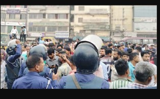 ঢাকা-টাঙ্গাইল মহাসড়ক উত্তেজনাপূর্ণ পরিস্থিতি, চলছে অবরোধ